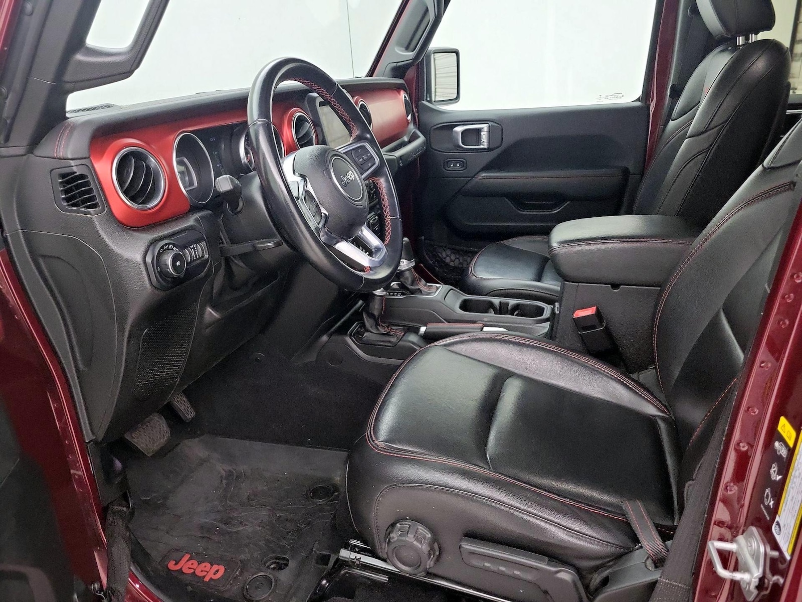 Leather Seats & Side Airbags