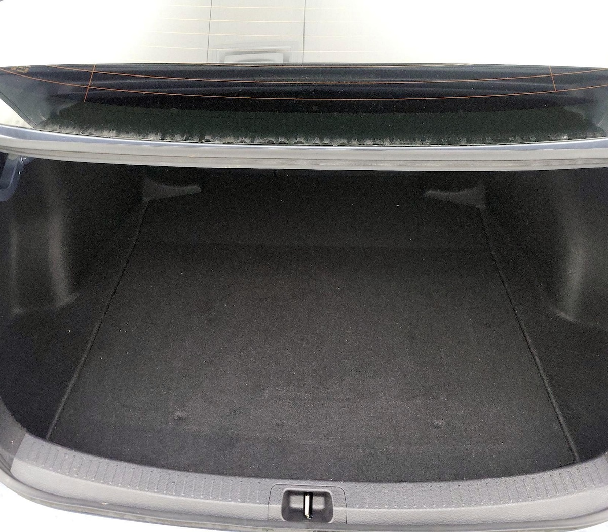 Trunk/Cargo (Seats Up)