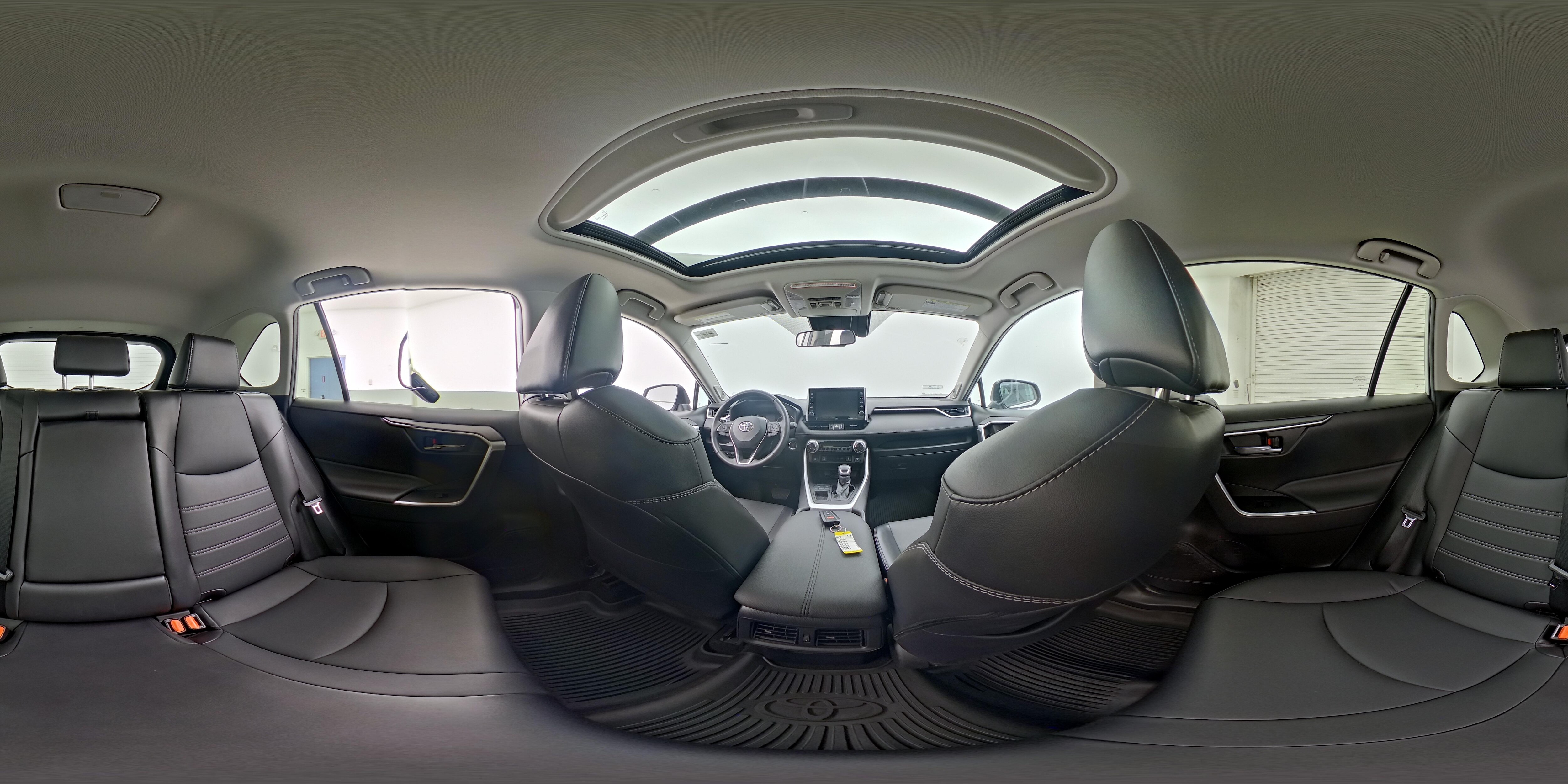 2022 Toyota RAV4 XLE Premium - Photo 26