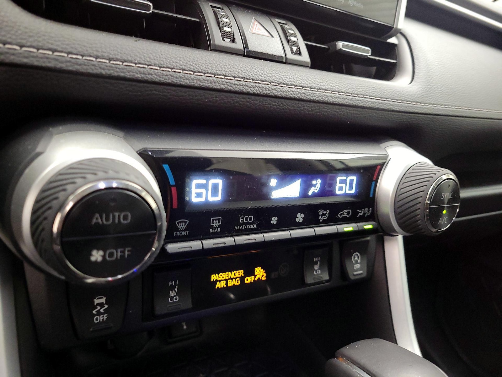 2022 Toyota RAV4 XLE Premium - Photo 17