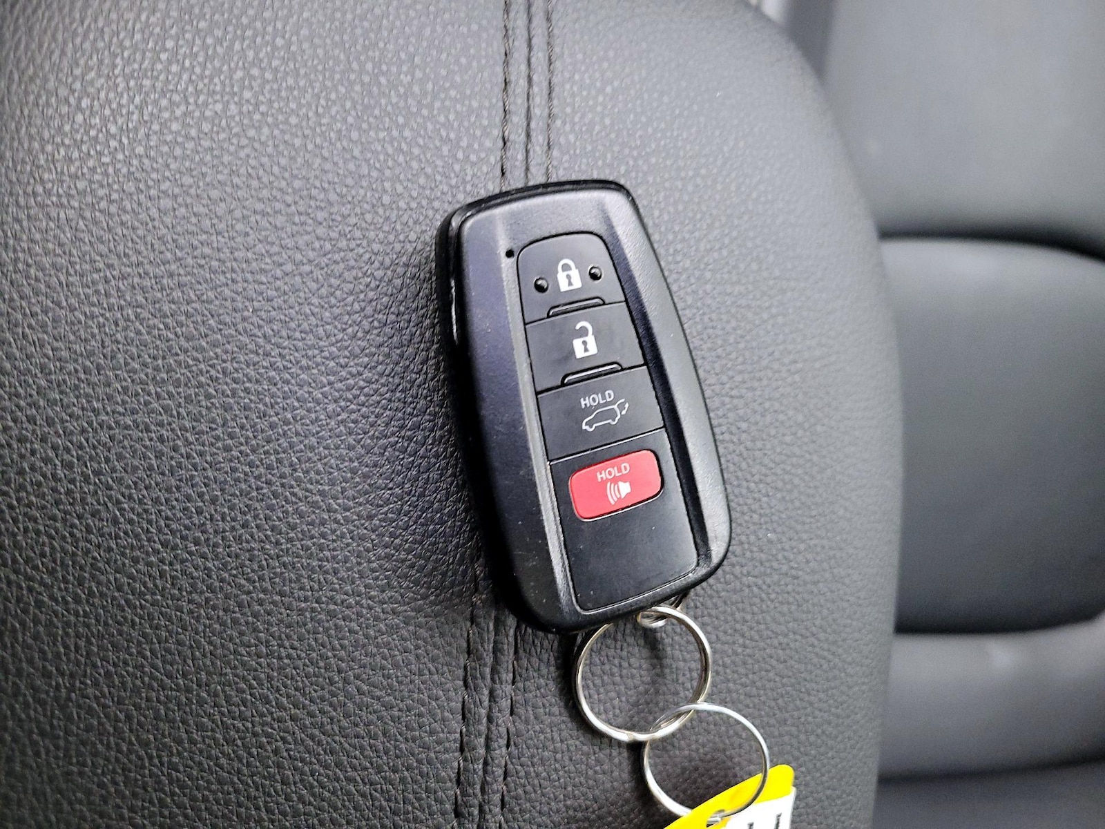 2022 Toyota RAV4 XLE Premium - Photo 24
