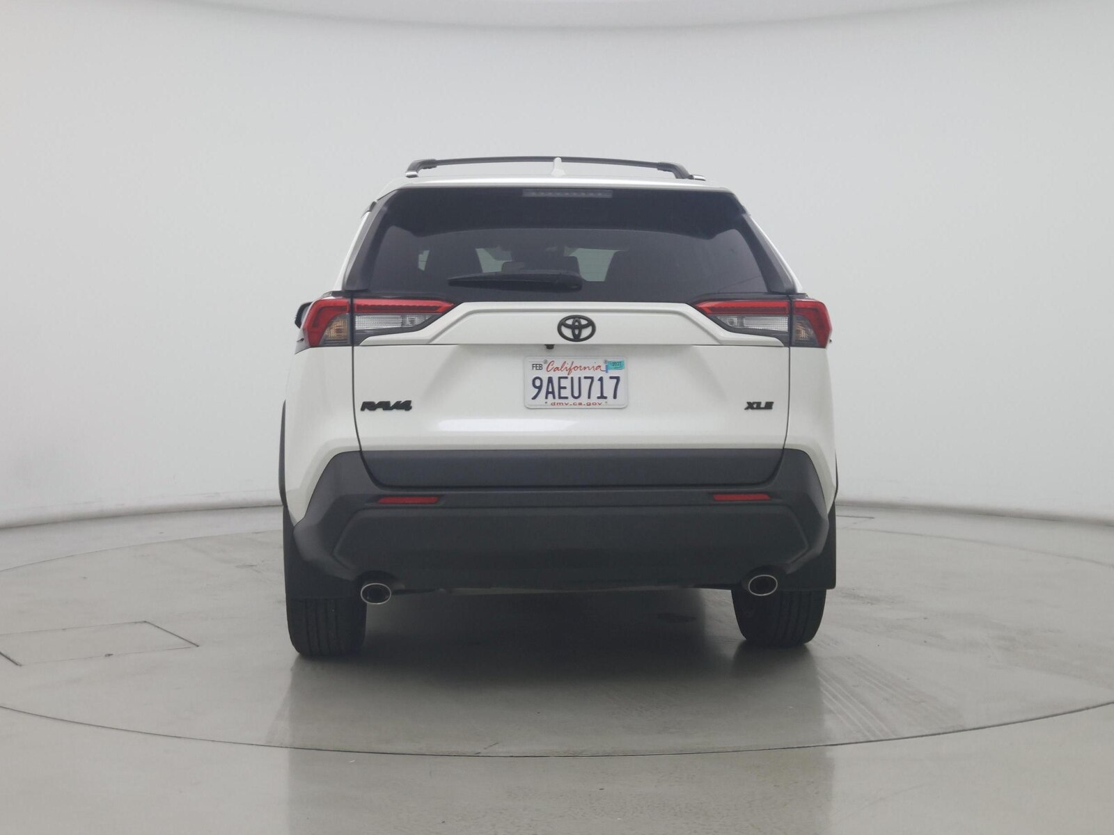 2022 Toyota RAV4 XLE Premium - Photo 7