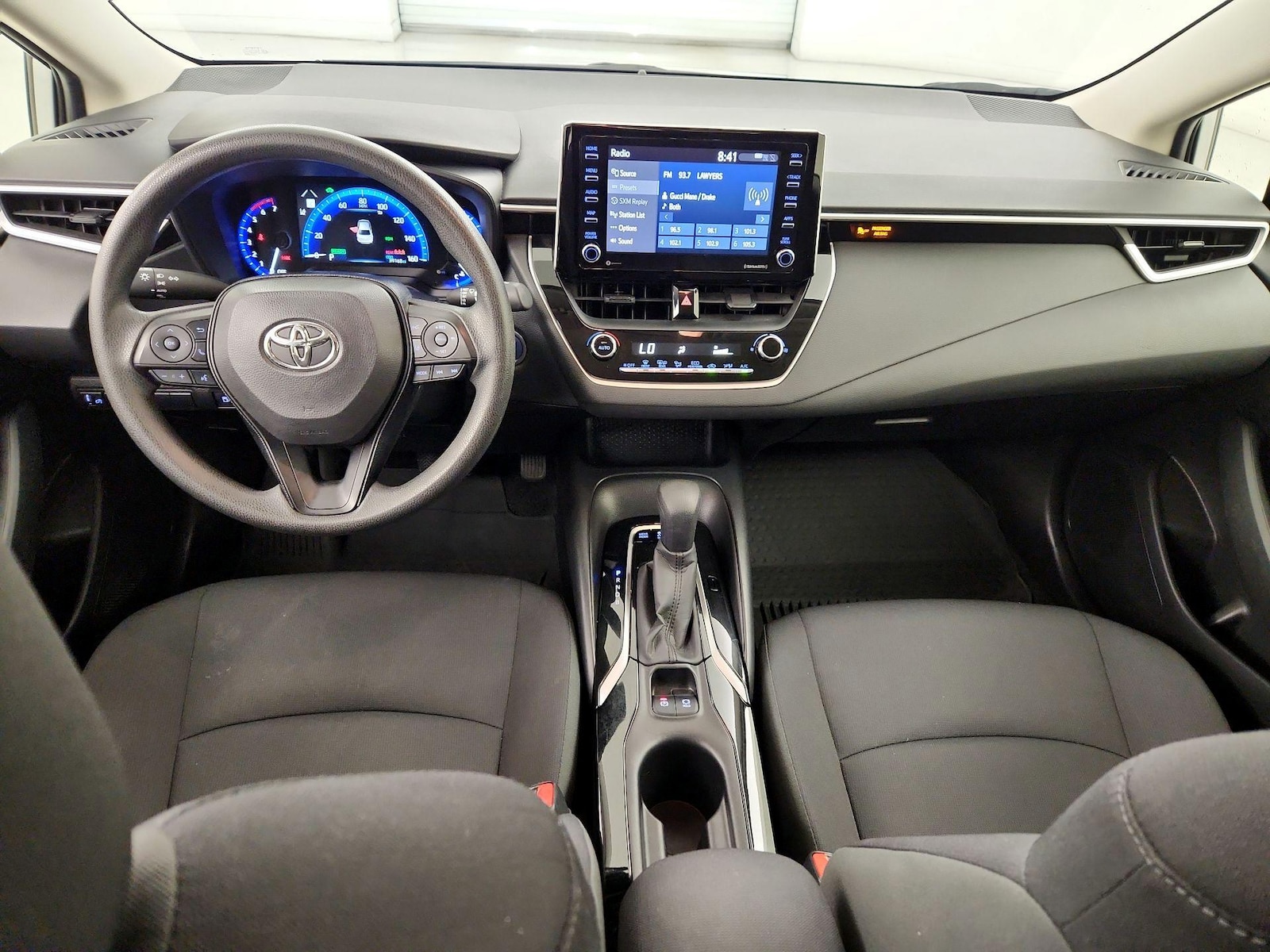 2021 Toyota Corolla LE - Photo 10