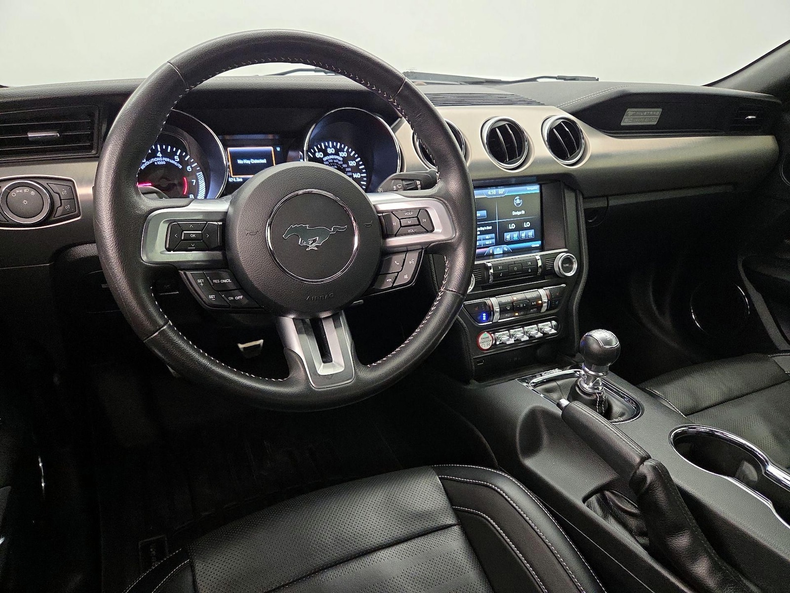 2015 Ford Mustang EcoBoost Premium - Photo 10