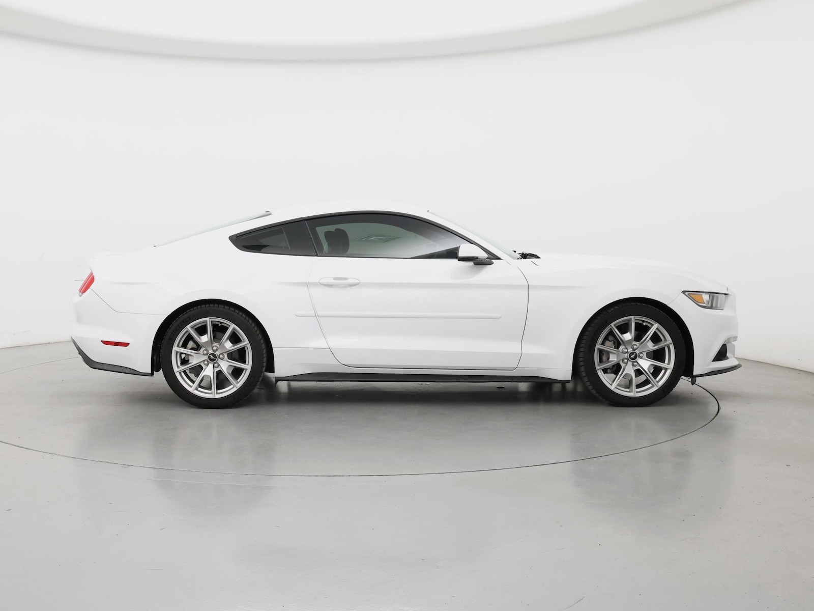 2015 Ford Mustang EcoBoost Premium - Photo 8