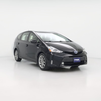 2016 Toyota Prius v Five