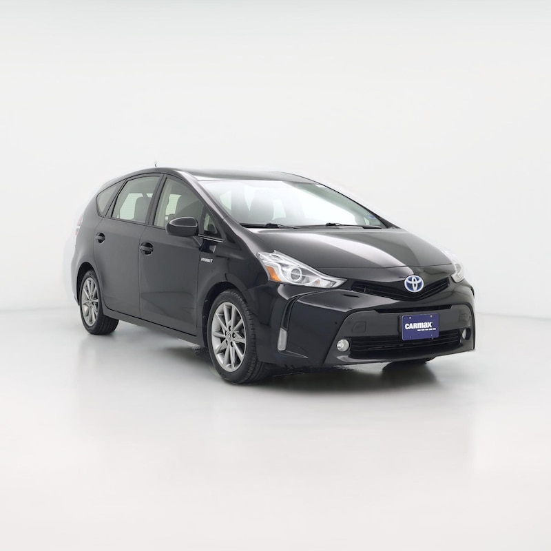 2016 Toyota Prius v Five