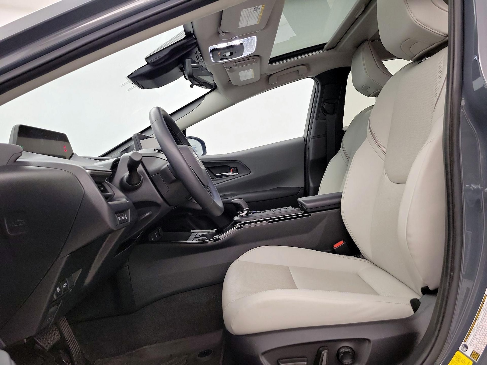 2023 Toyota Prius Limited - Photo 12
