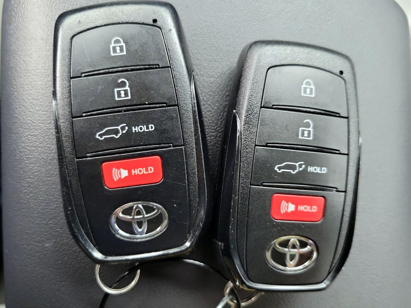 2023 Toyota Prius Limited - Photo 24