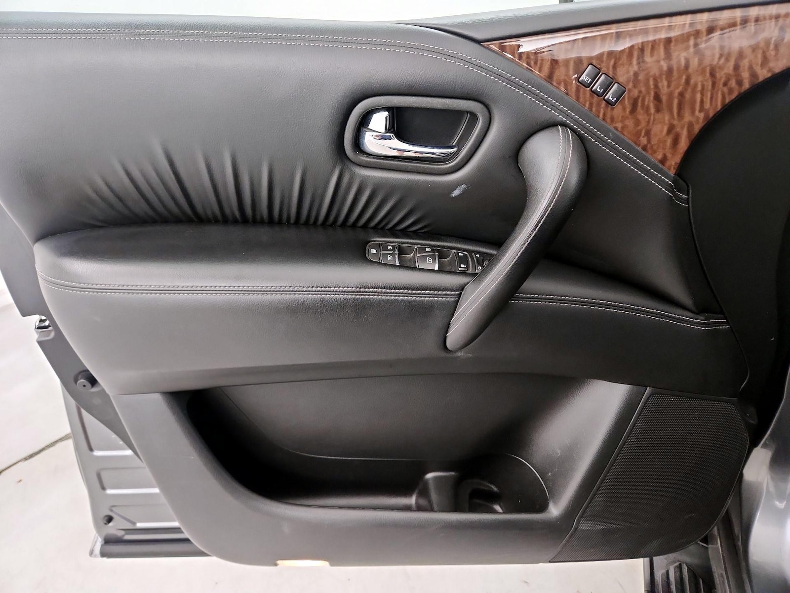 2020 Nissan Armada SL - Photo 13