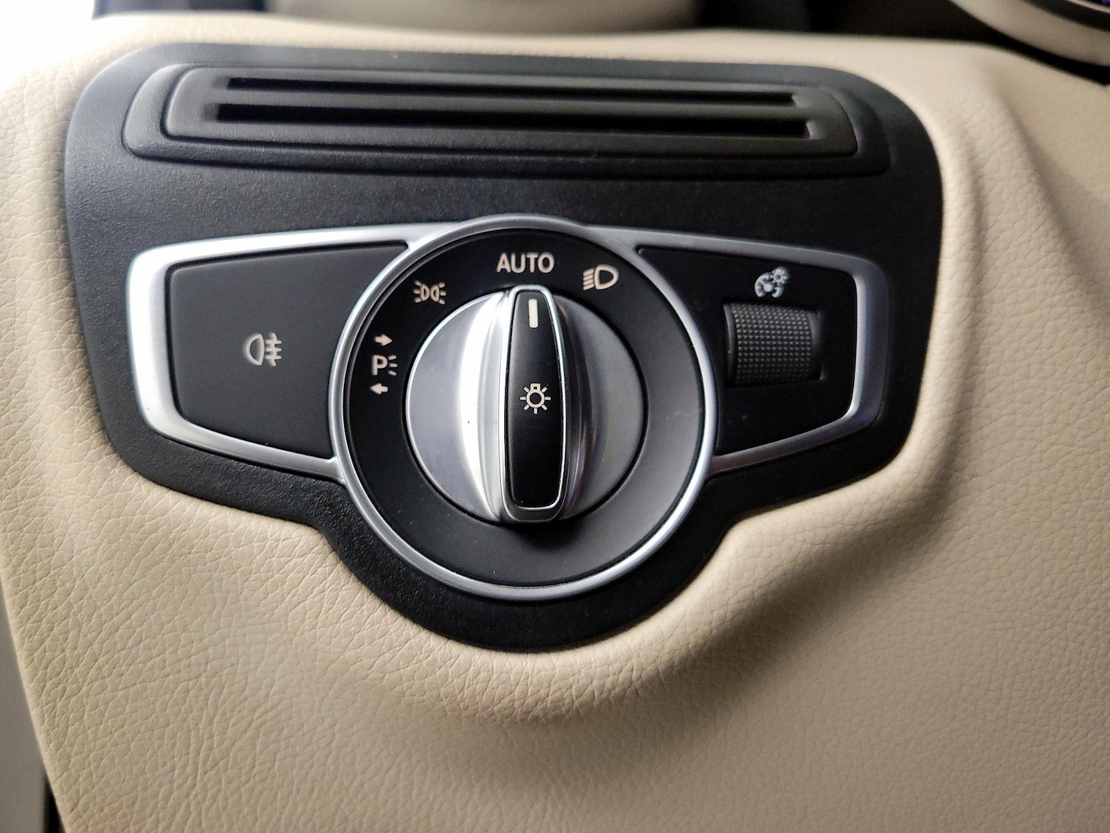 2020 Mercedes-Benz GLC Coupe GLC300 - Photo 13