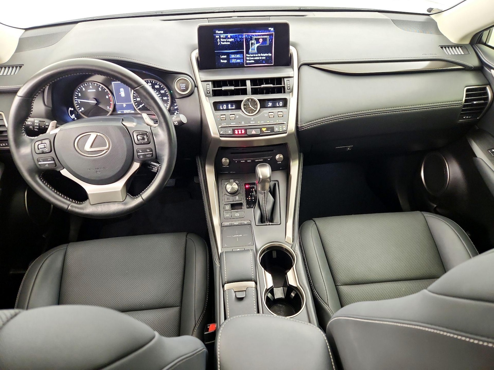 2020 Lexus NX 300 - Photo 10