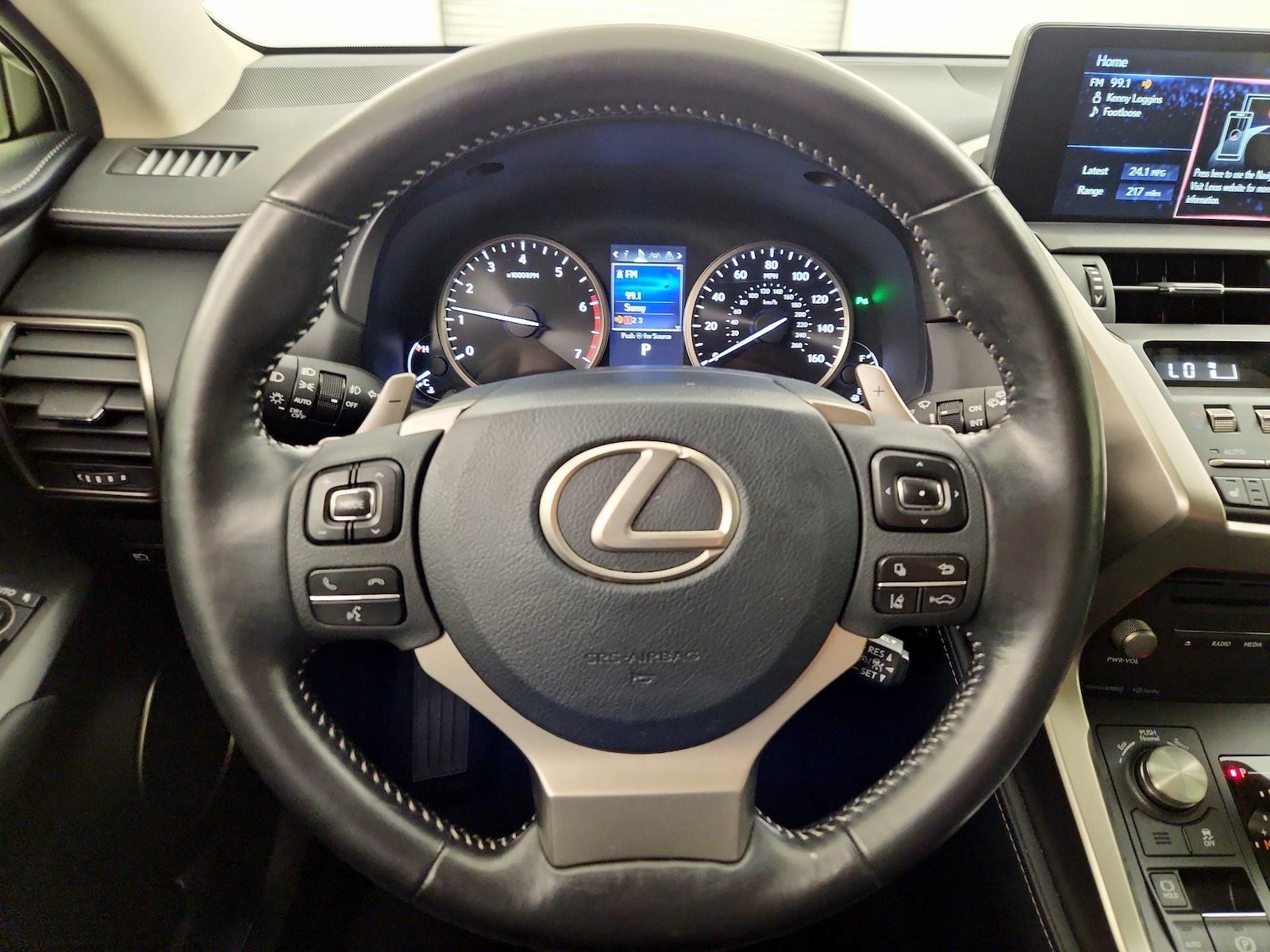 2020 Lexus NX 300 - Photo 11