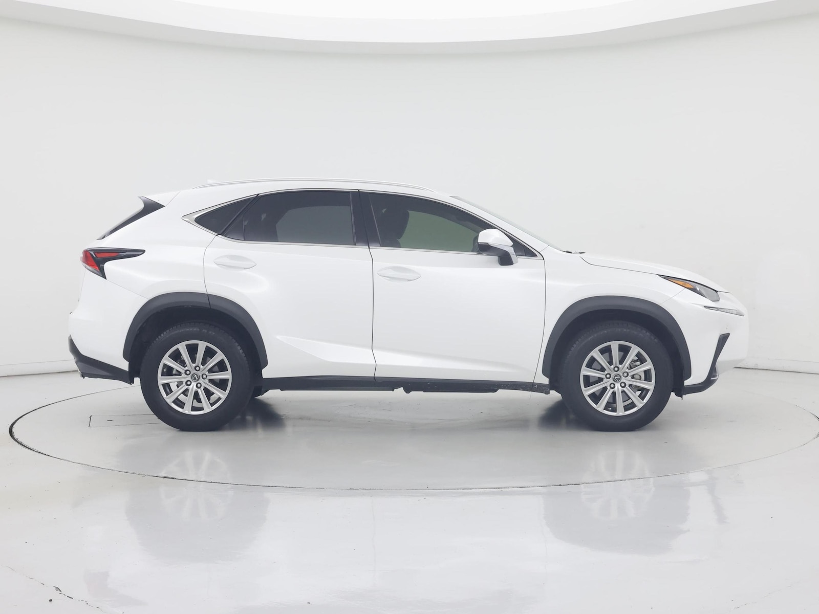2020 Lexus NX 300 - Photo 8