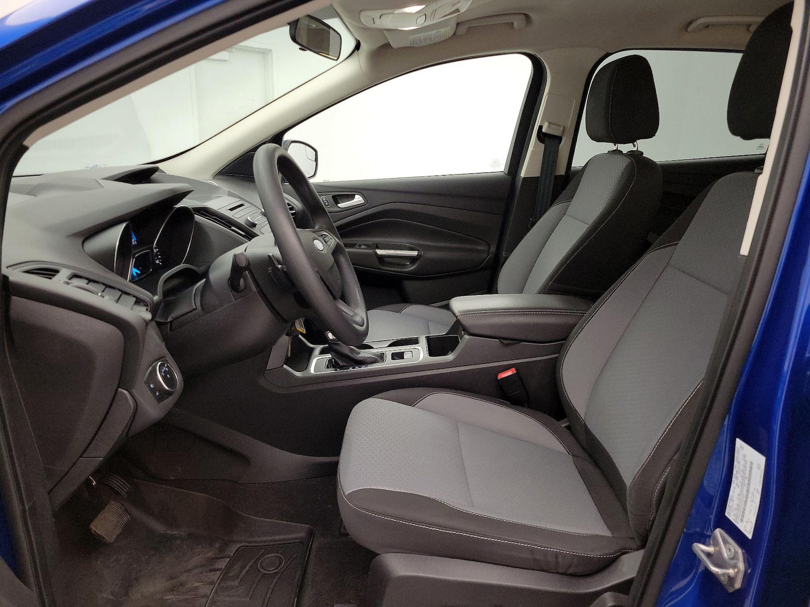 Power Seat(s) & Side Airbags