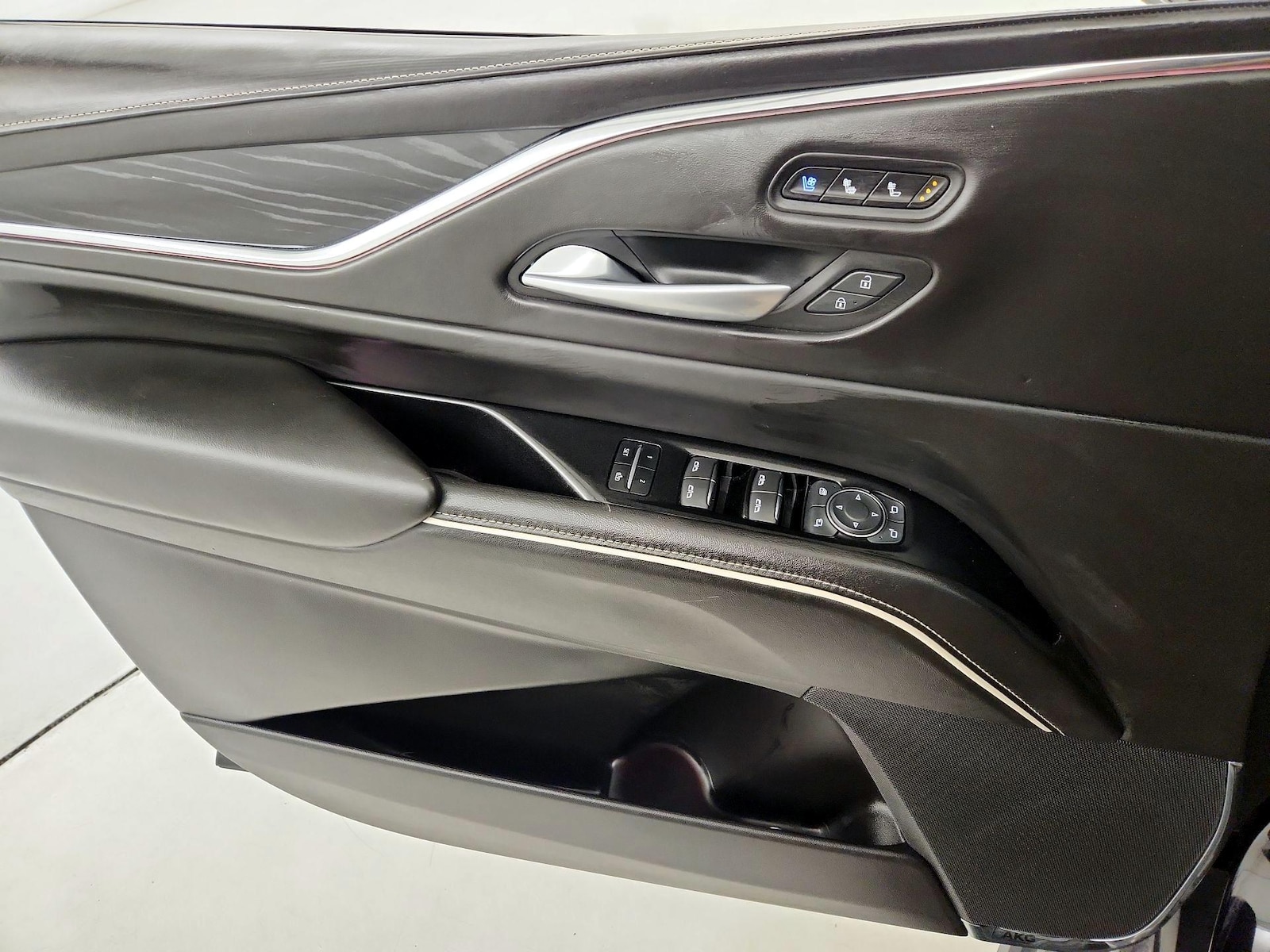 2024 Cadillac Escalade ESV V-Series - Photo 13