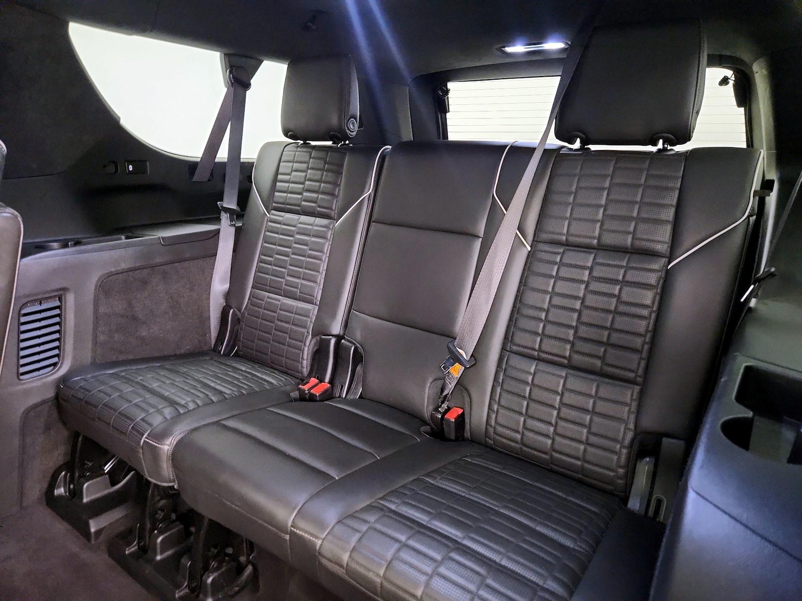 2024 Cadillac Escalade ESV V-Series - Photo 23