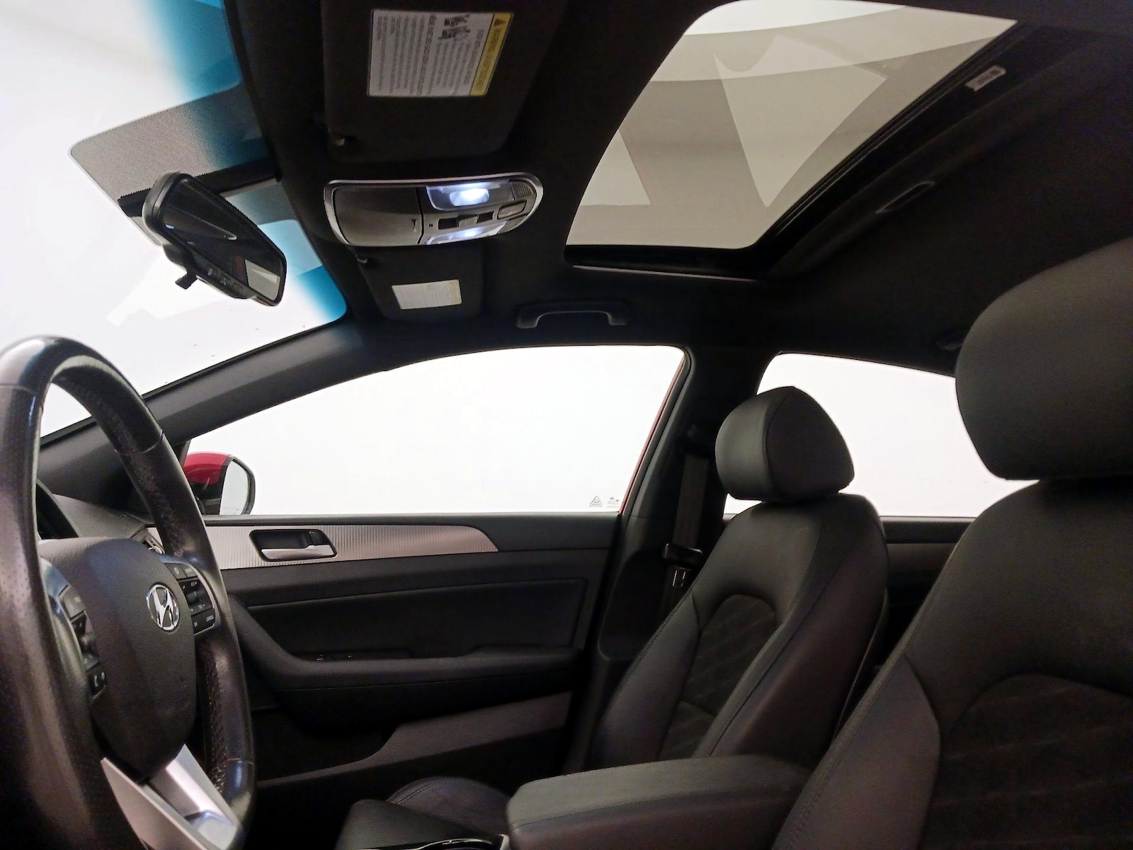 Sunroof(s) & Overhead Airbags