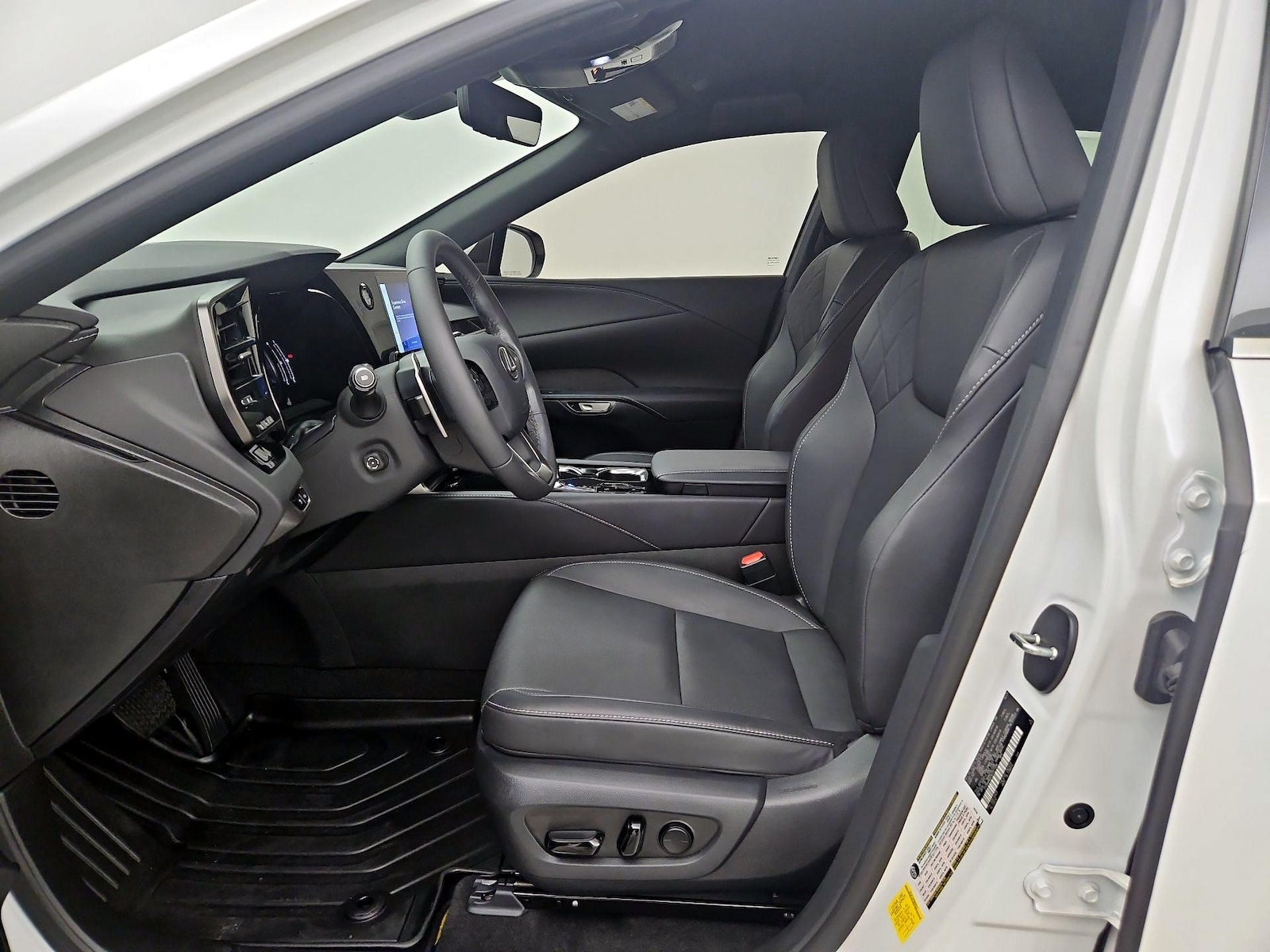 2024 Lexus RX 350 - Photo 12