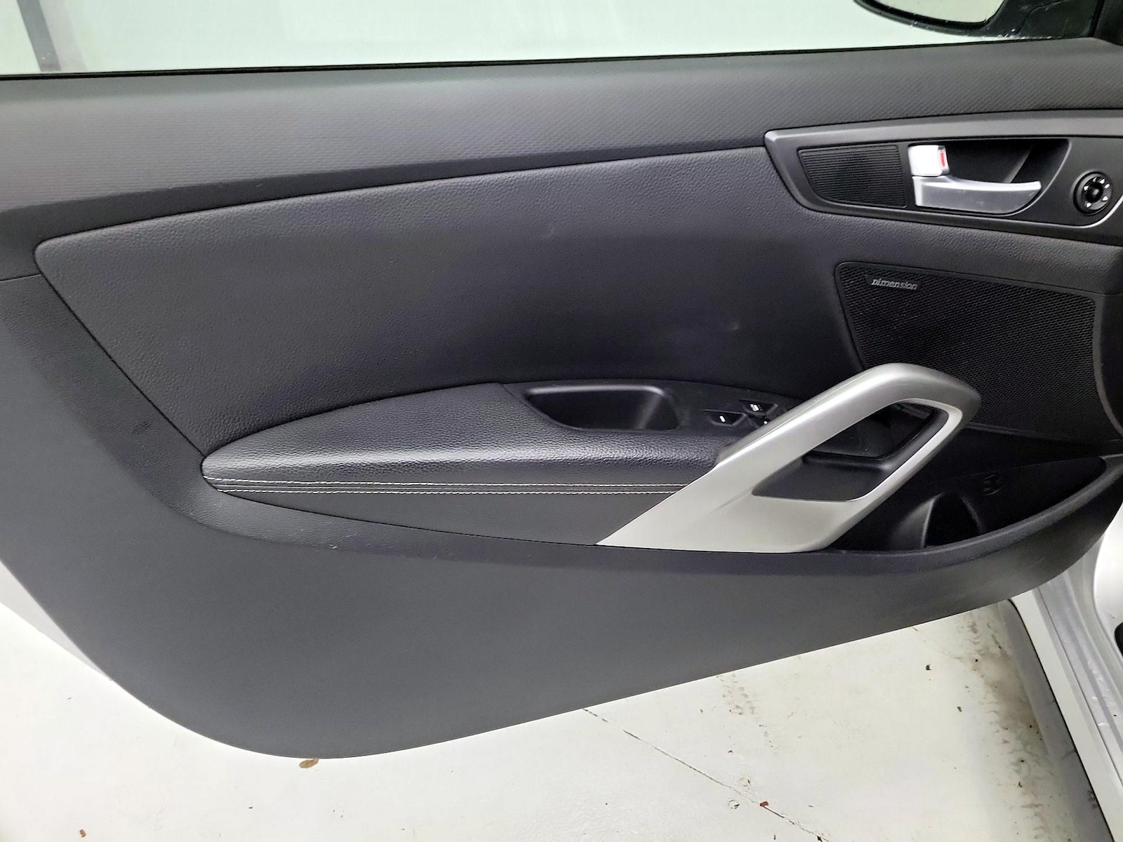 2015 Hyundai Veloster - Photo 13