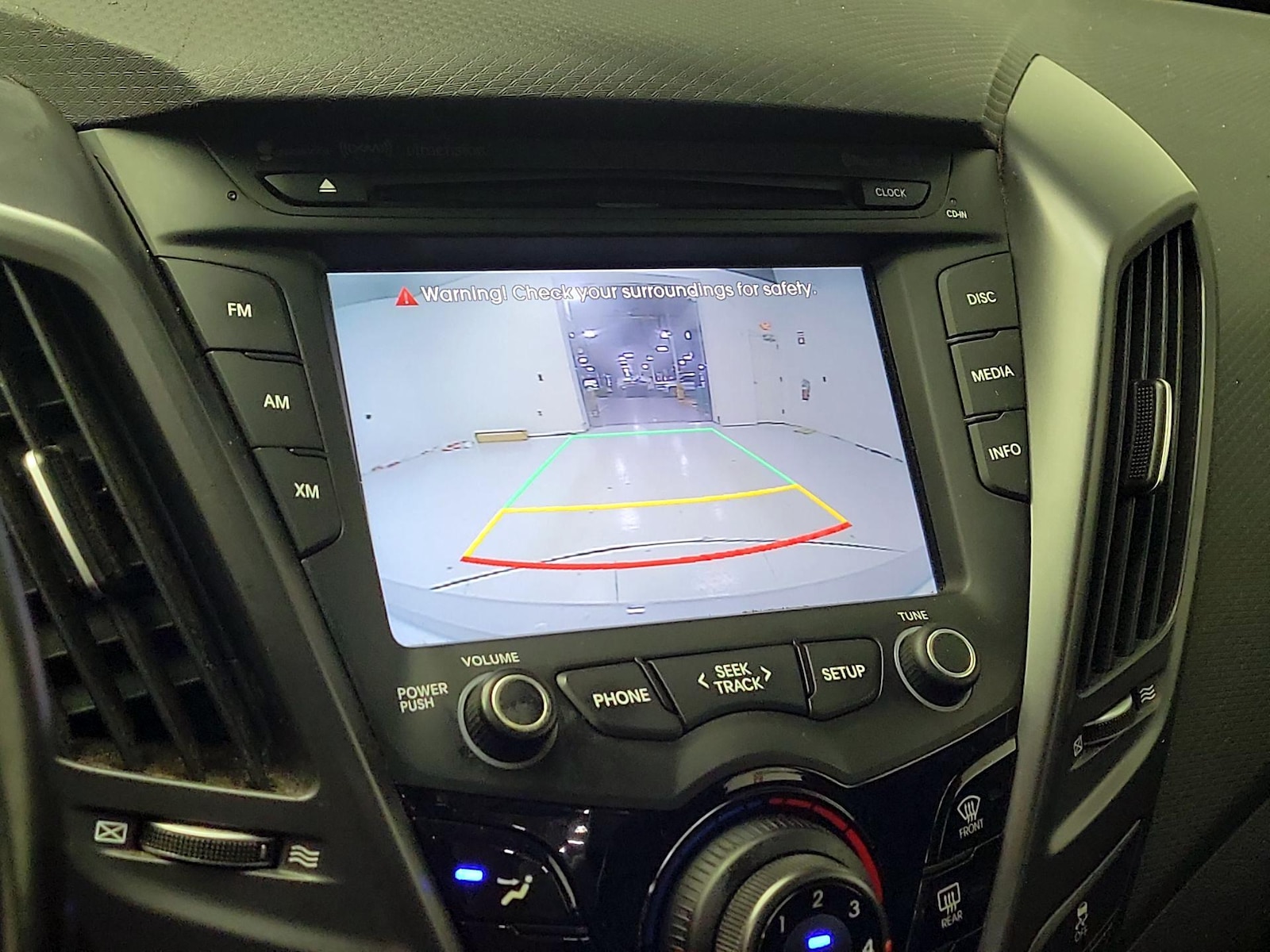 2015 Hyundai Veloster - Photo 15