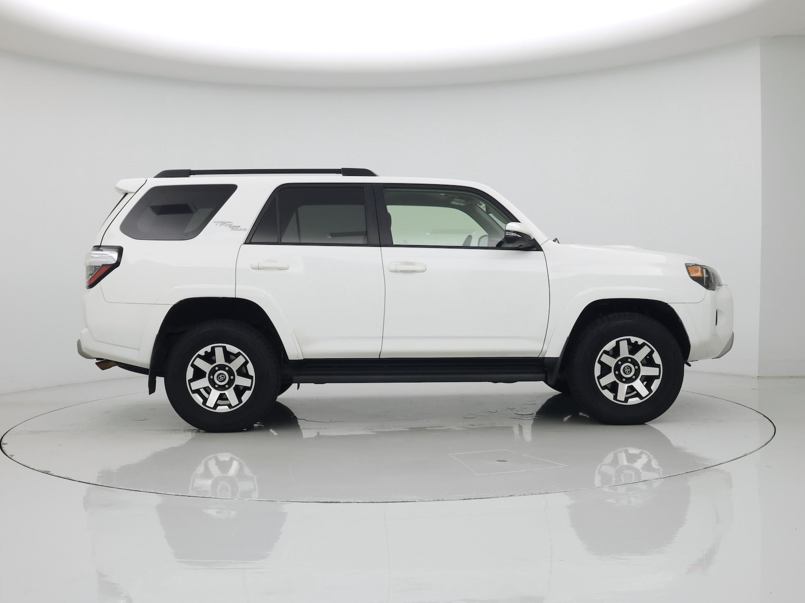 2020 Toyota 4Runner Off-Road - Photo 8