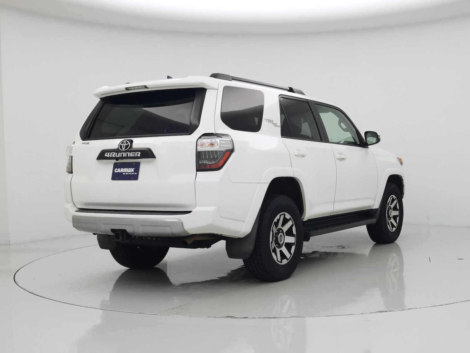 2020 Toyota 4Runner Off-Road - Photo 9