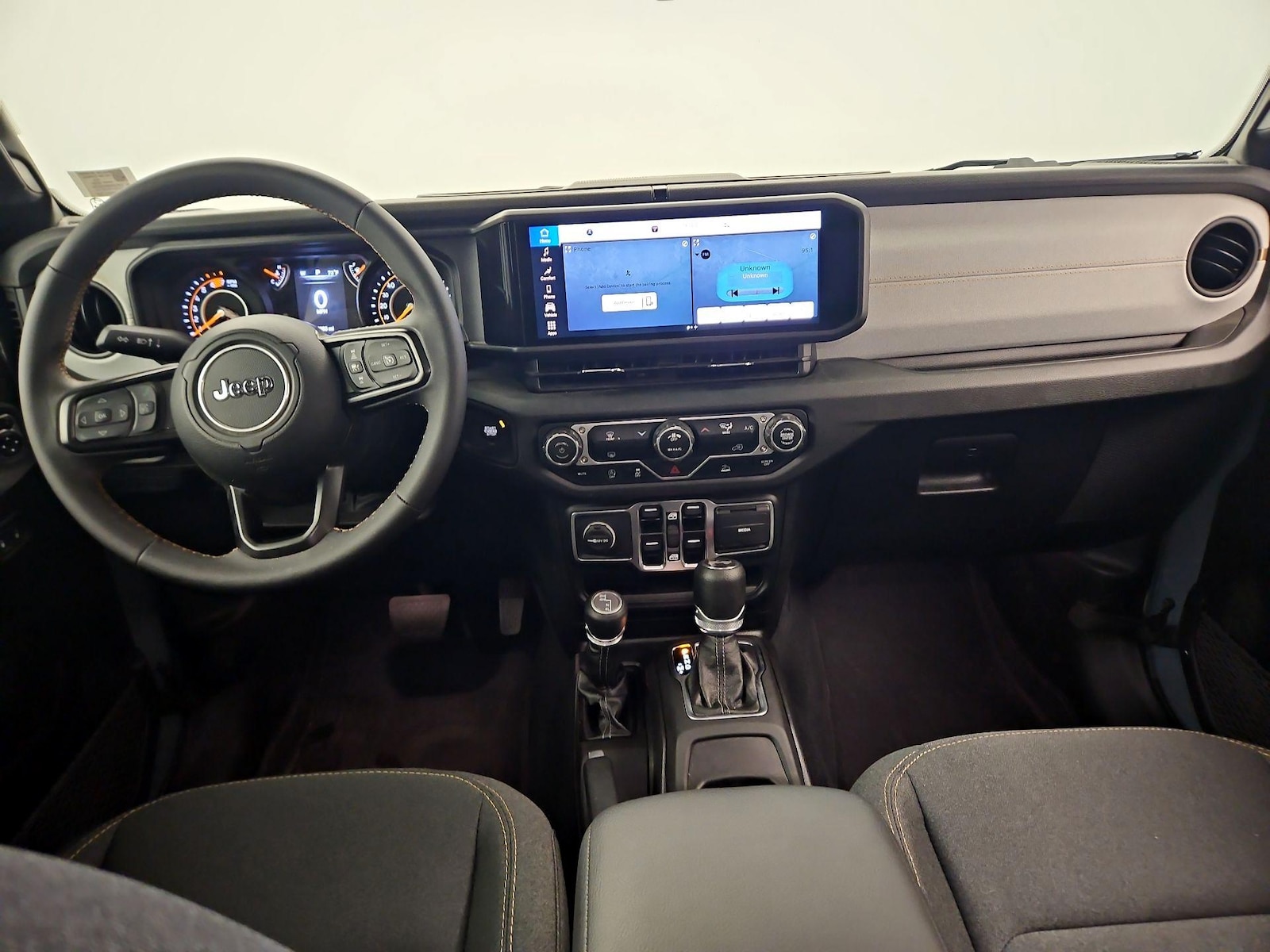 Apple CarPlay® & Android Auto™