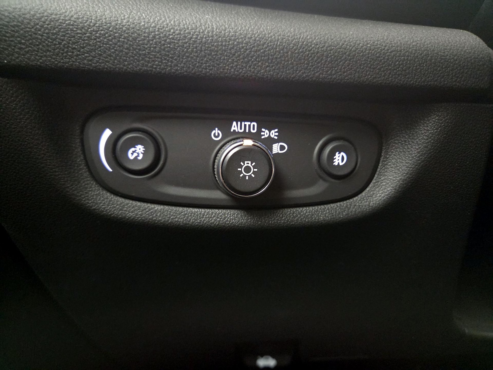 2018 Buick Regal Sportback Essence - Photo 14