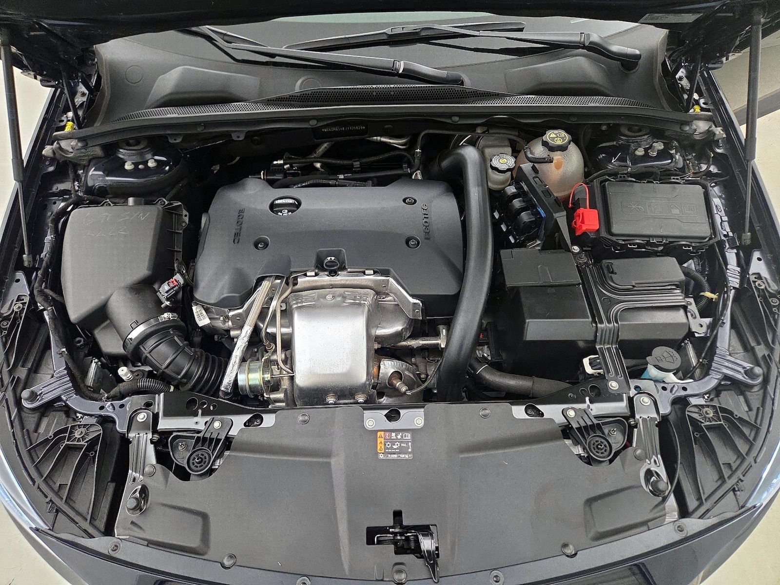 2018 Buick Regal Sportback Essence - Photo 24