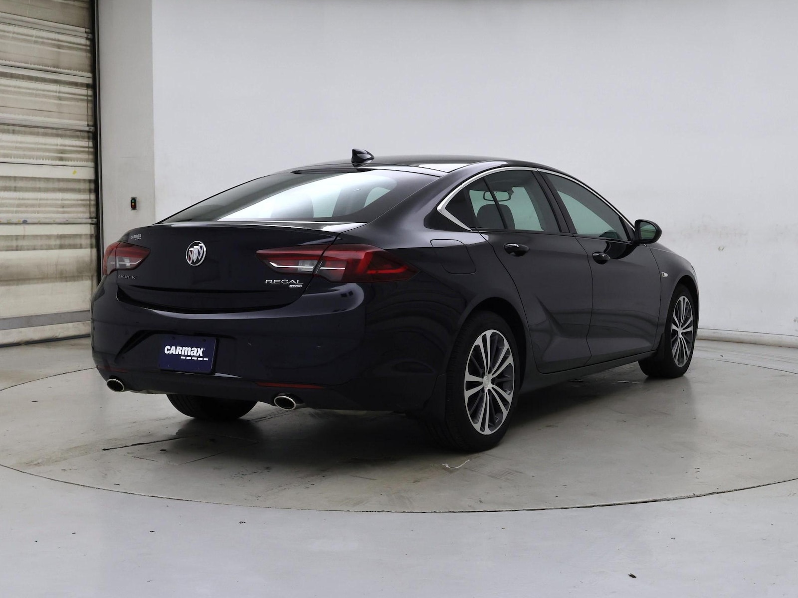 2018 Buick Regal Sportback Essence - Photo 9