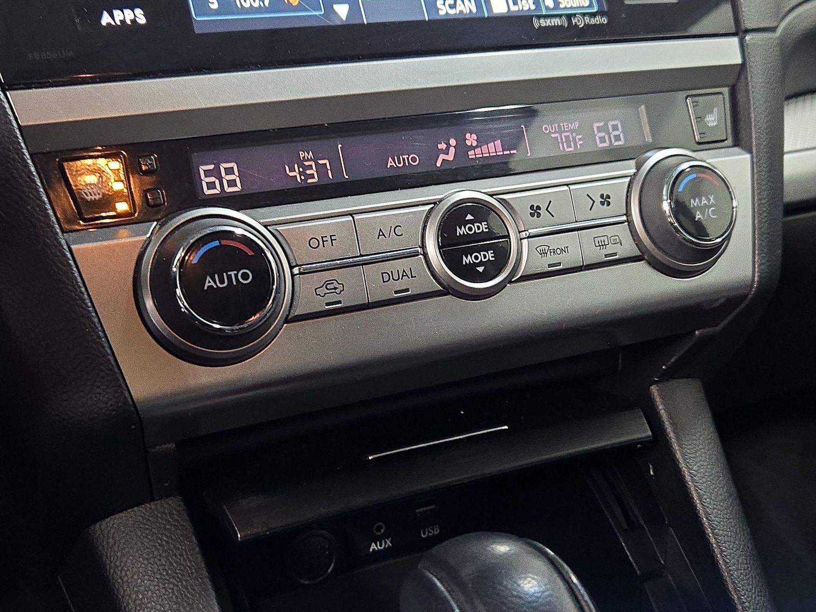 2017 Subaru Outback Premium - Photo 17