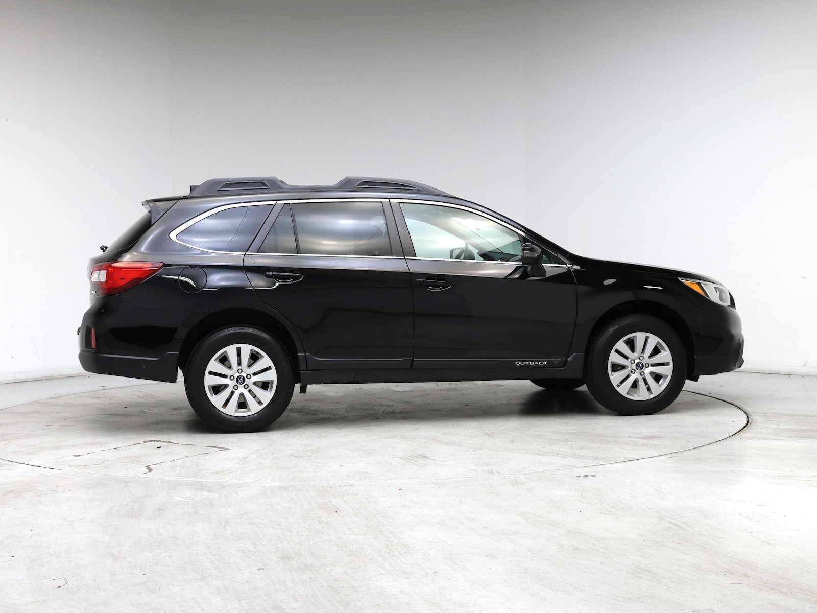 2017 Subaru Outback Premium - Photo 8