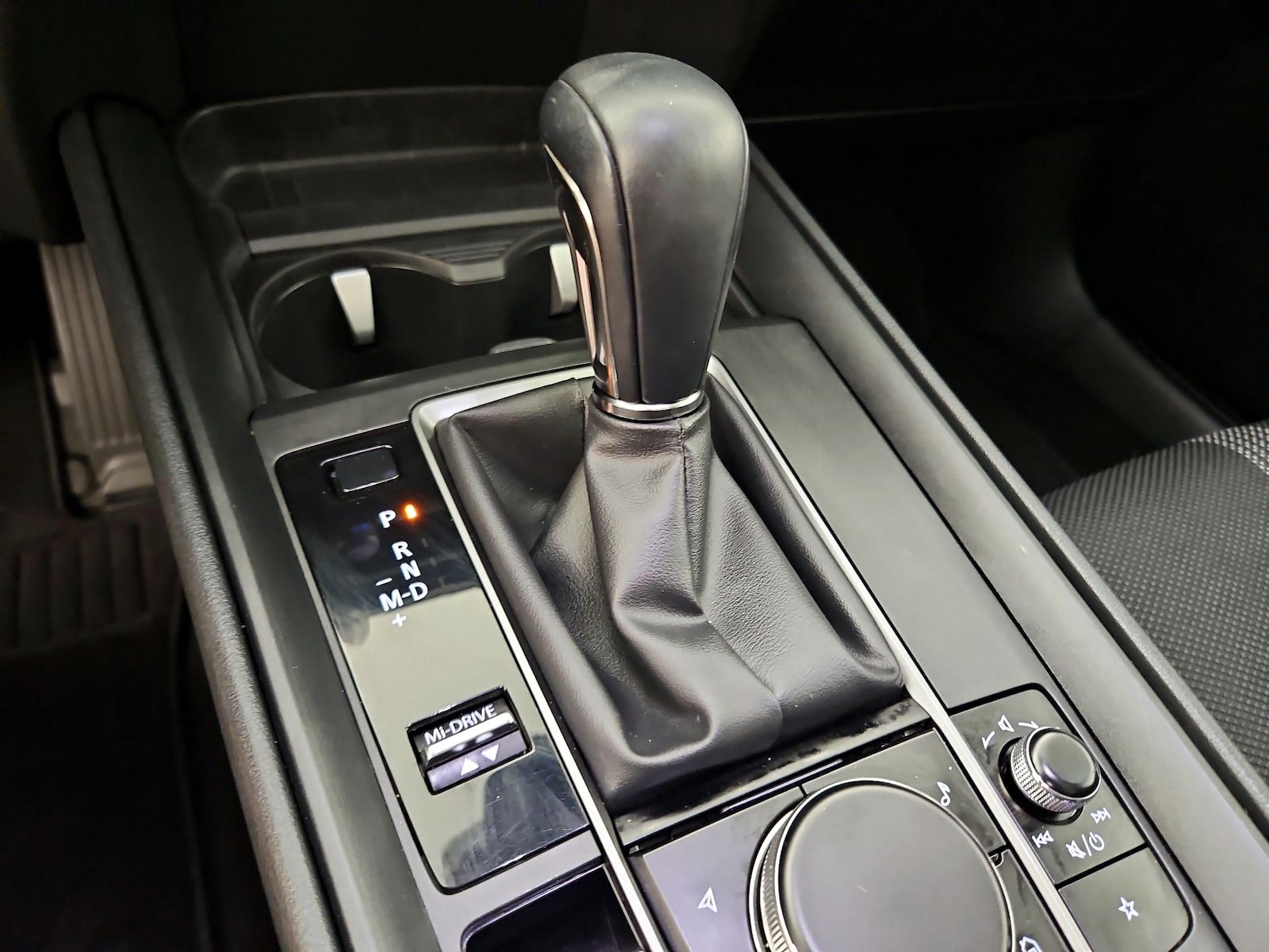 2024 Mazda CX-50 S PREMIUM - Photo 18