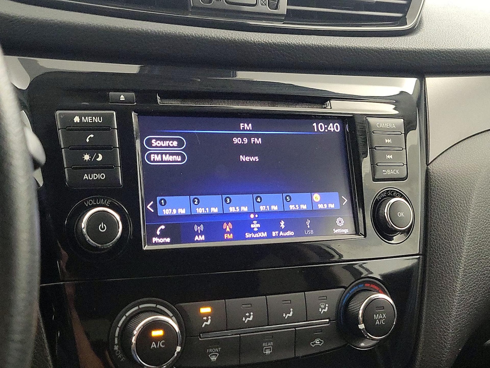 2020 Nissan Rogue Sport S - Photo 16