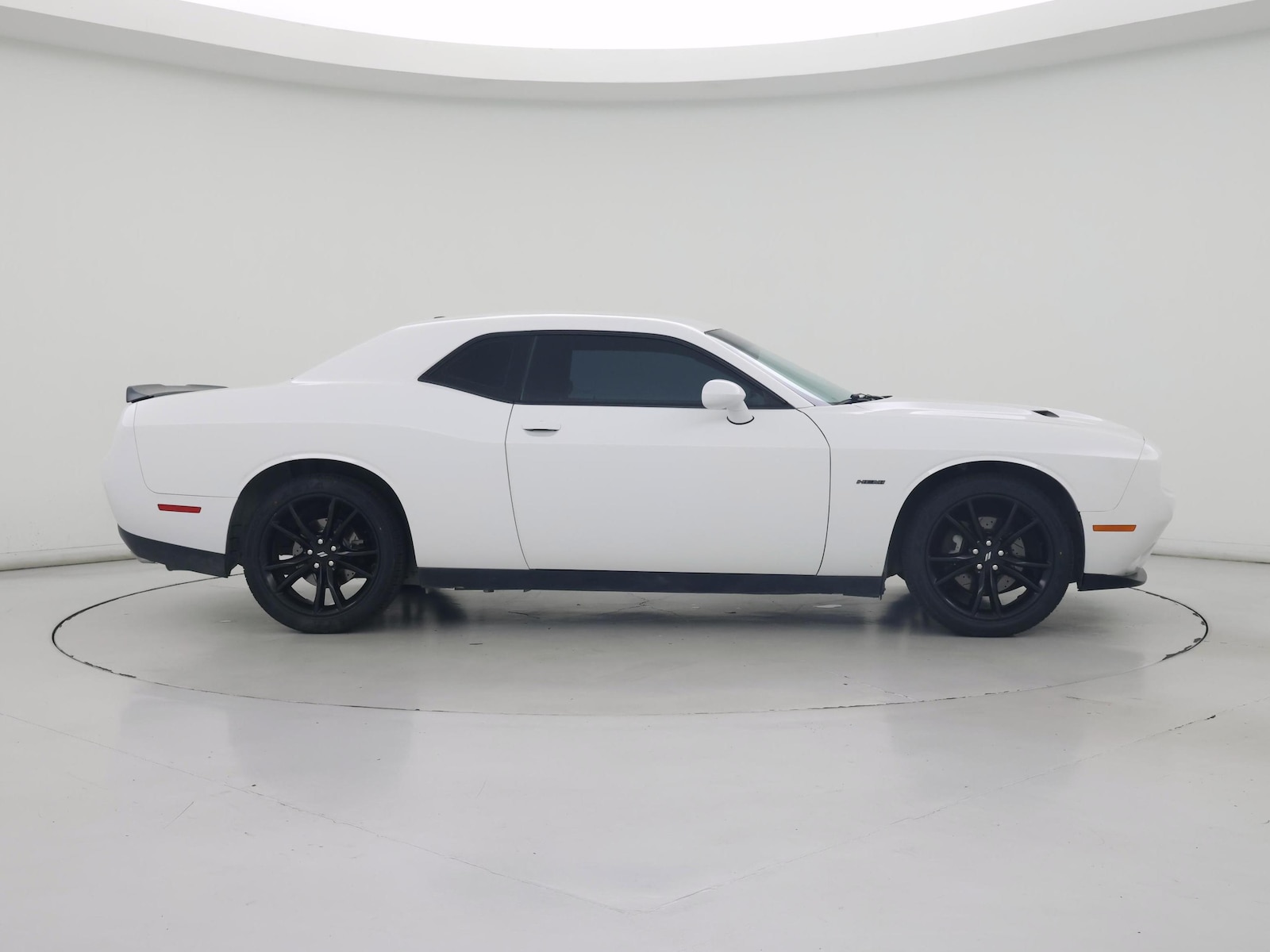 2018 Dodge Challenger R/T - Photo 8