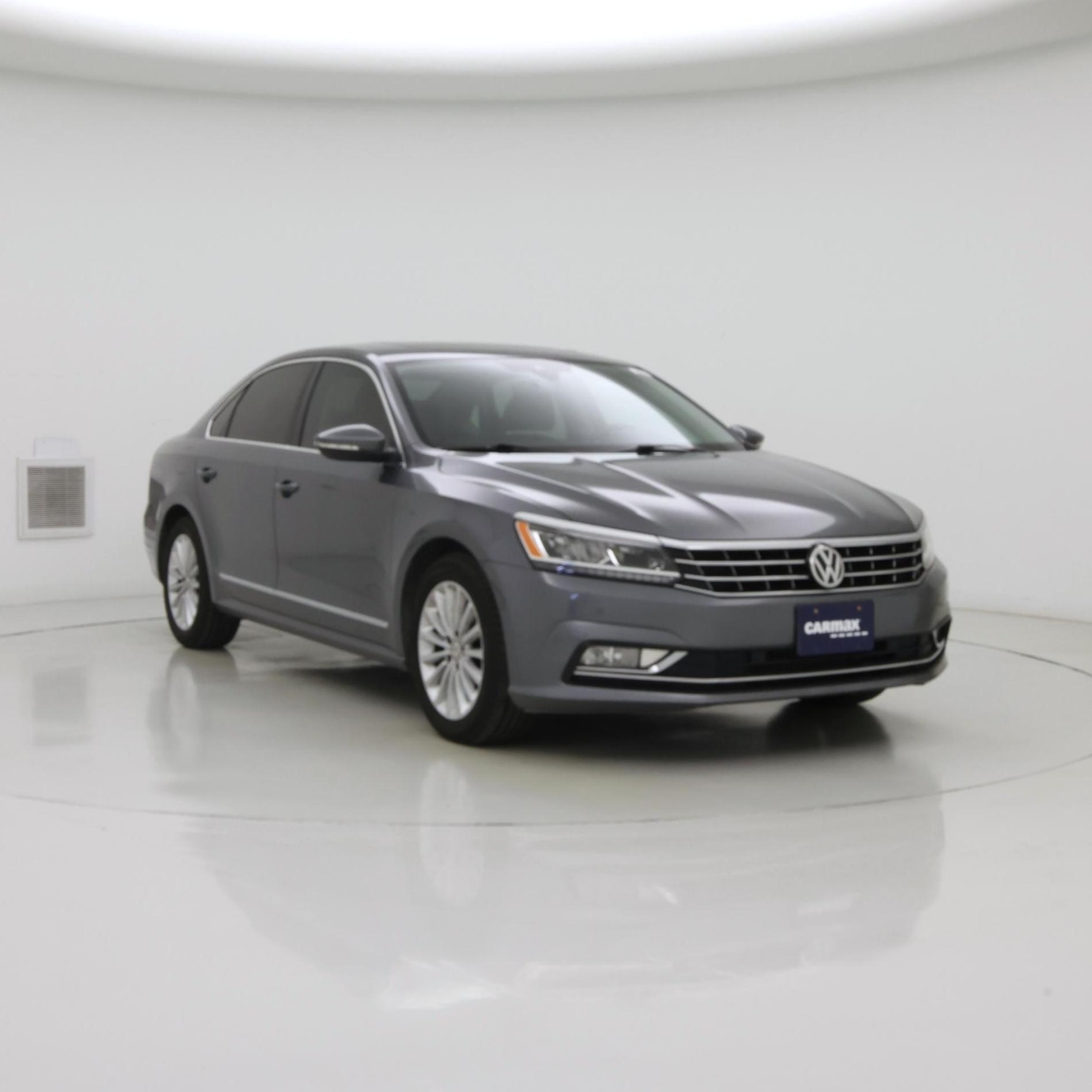  2017 Volkswagen Passat 1.8T SEL Premium   