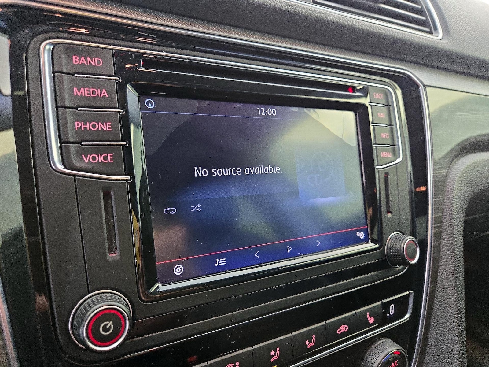 2017 Volkswagen Passat SEL Premium - Photo 16