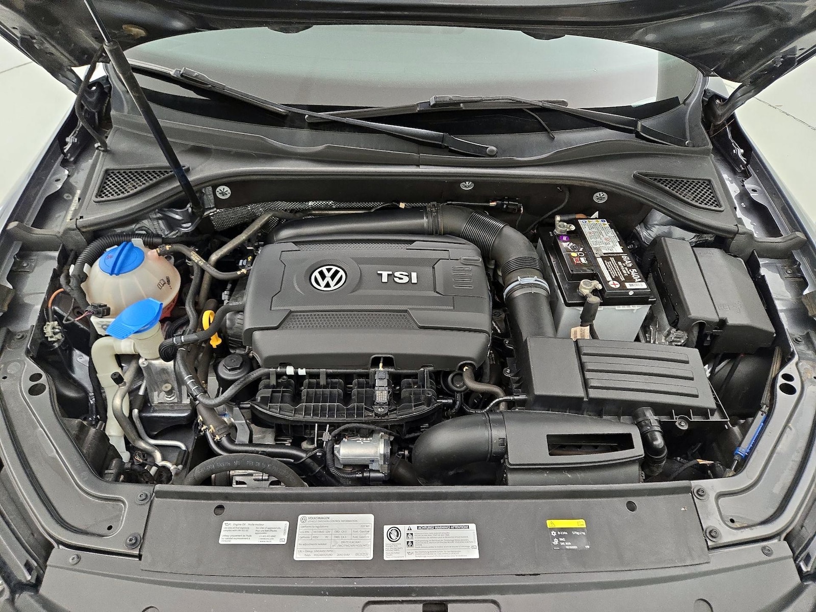 2017 Volkswagen Passat SEL Premium - Photo 23