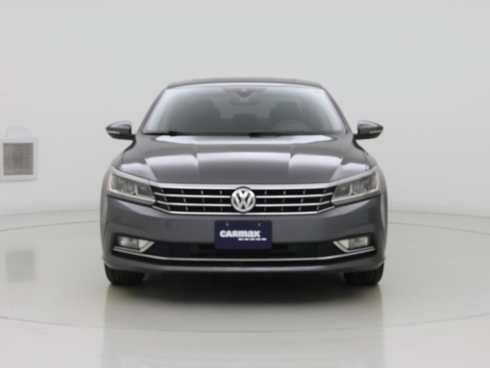 2017 Volkswagen Passat SEL Premium - Photo 6