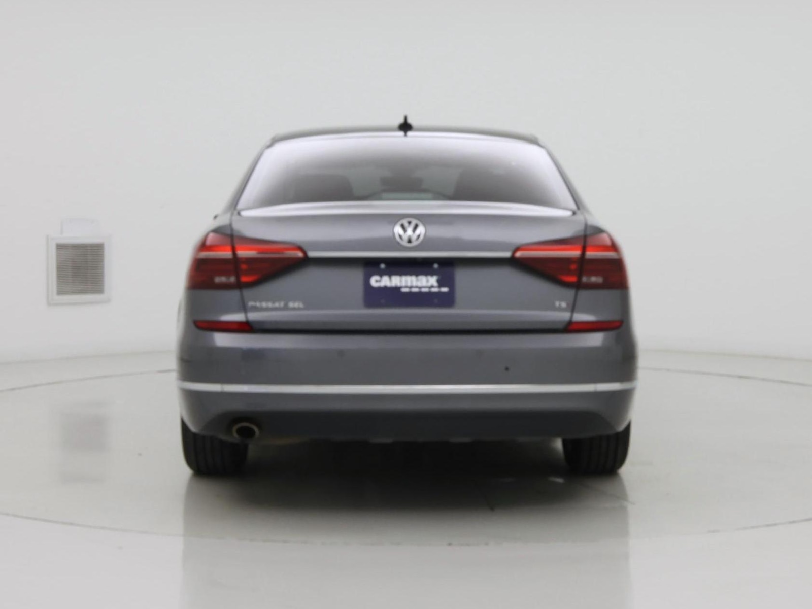 2017 Volkswagen Passat SEL Premium - Photo 7