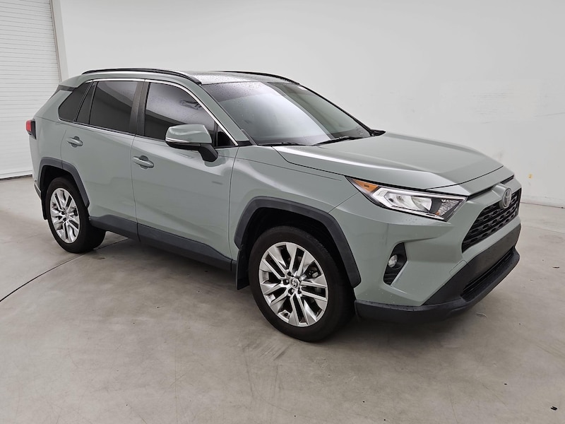 2020 Toyota RAV4 XLE Premium