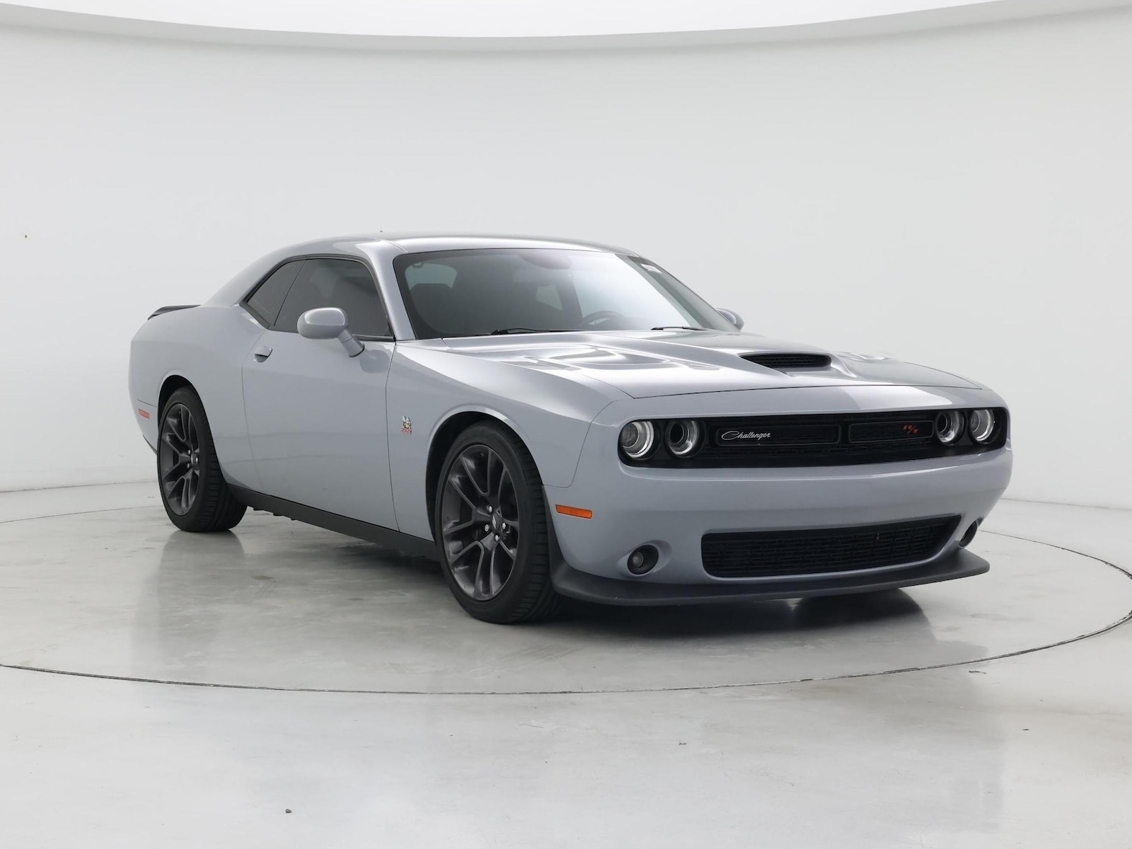 2022 Dodge Challenger R/T - Photo 2