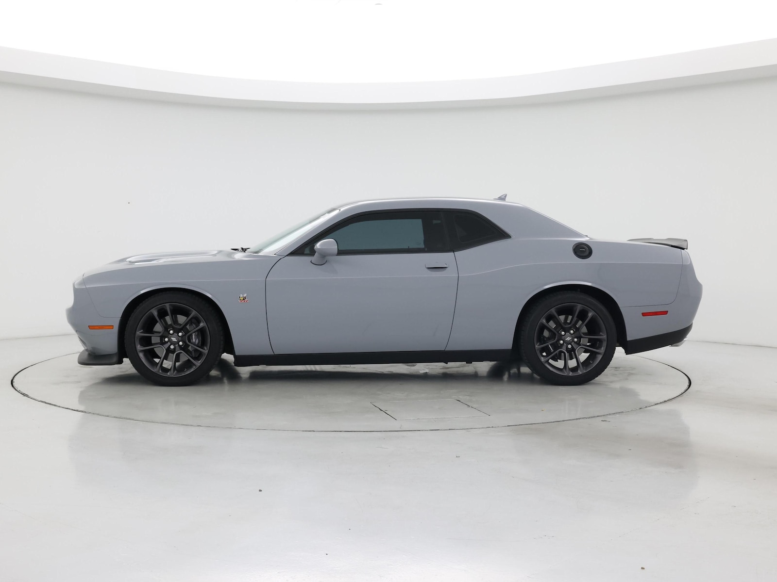 2022 Dodge Challenger R/T - Photo 4