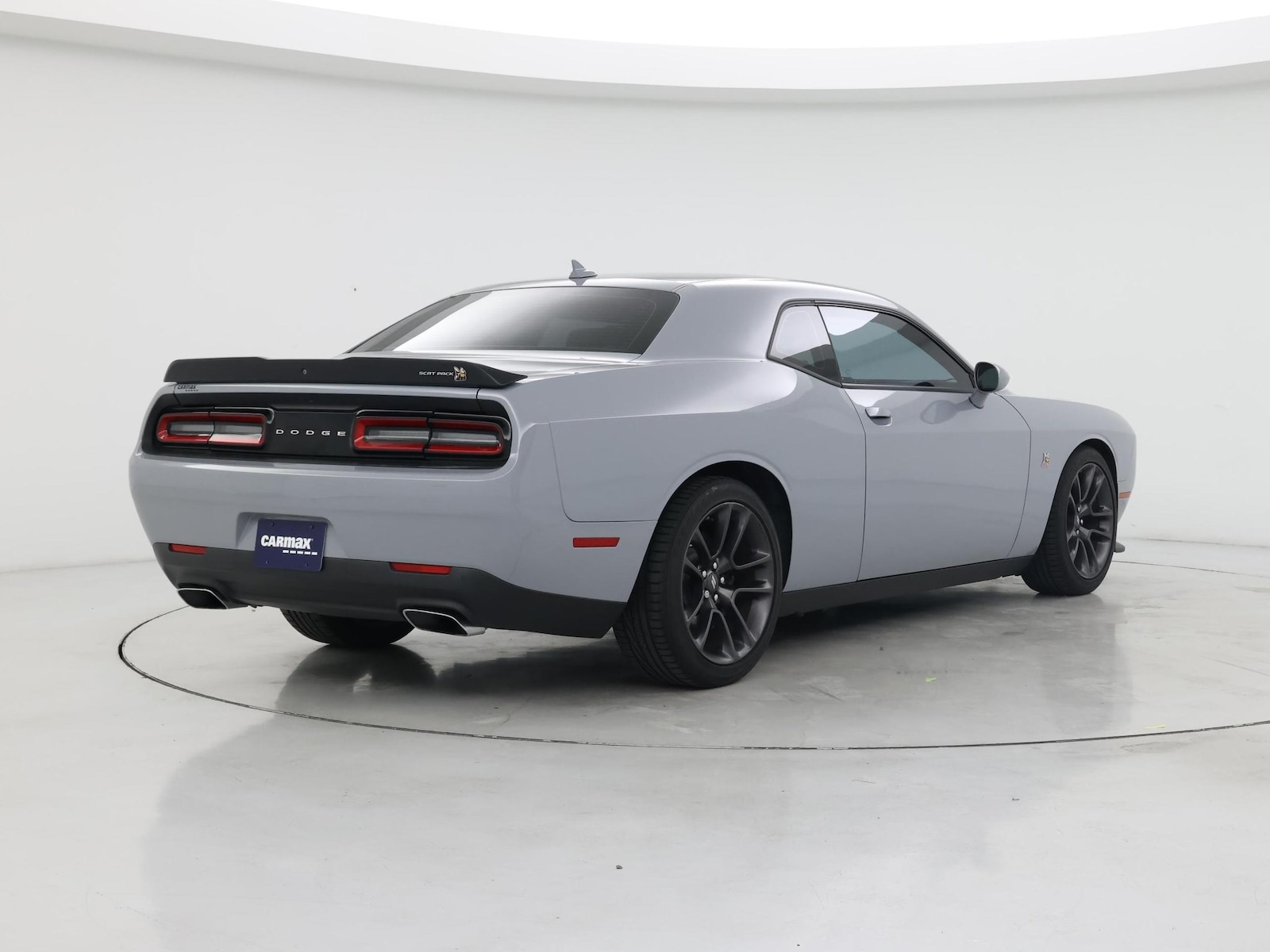 2022 Dodge Challenger R/T - Photo 9