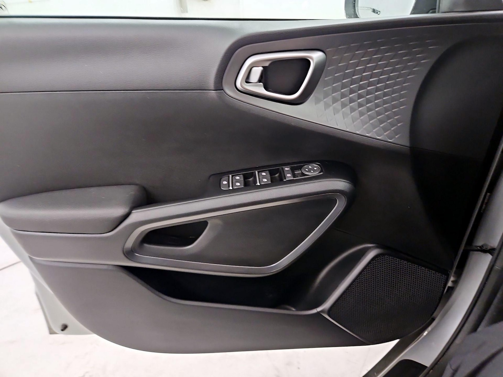 2020 Kia Soul EX - Photo 13