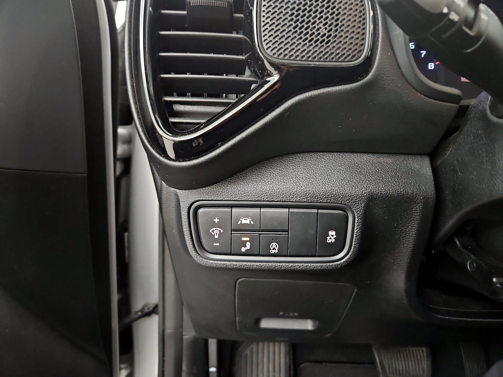 2020 Kia Soul EX - Photo 14