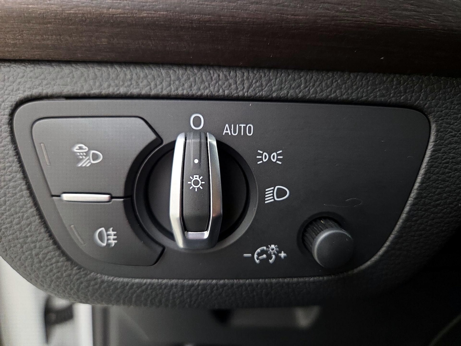 2022 Audi Q5 Premium Plus - Photo 14