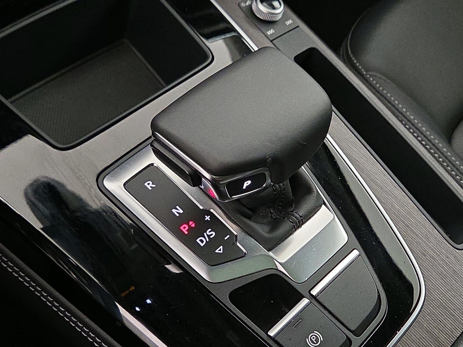 2022 Audi Q5 Premium Plus - Photo 18