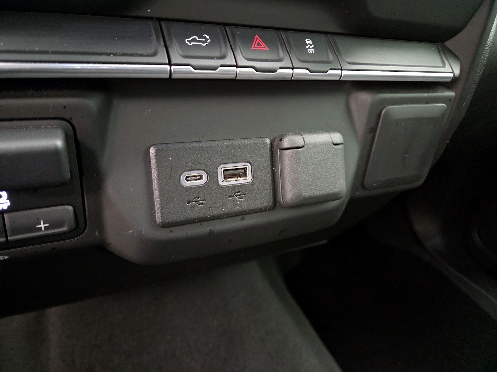 2023 Chevrolet Silverado 2500HD Custom - Photo 19